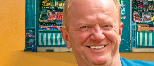 Monsieur Ibrahim und die Blumen des Koran - Edi Jäger © Archiv Theater Akzent Monsieur Ibrahim und die Blumen des Koran - Edi Jäger © Archiv Theater Akzent