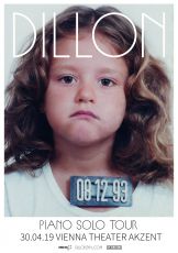 Dillon auf Piano Solo Tour! -  &copy; Archiv Theater Akzent