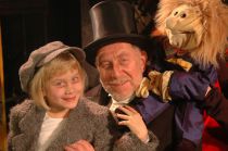 Die Weihnachtsgeschichte -1 - Das Adventstück von Charles Dickensmit Bruno Thost als Ebenezer Scrooge &copy; akzent.at