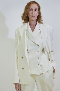 Dekadenz und Doppelmoral - Nicole Beutler © Caro Strasnik Dekadenz und Doppelmoral - Nicole Beutler © Caro Strasnik