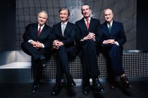 Tohuwabohu - Ulrich Tukur & Die Rhythmus Boys © Kerstin_Schomburg Tohuwabohu - Ulrich Tukur & Die Rhythmus Boys © Kerstin_Schomburg