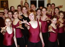 Musikschule Liesing -1 - ZEITSPRUNG UND VIELES MEHRMusicalcompany und Tanzklassen der Musikschule Liesing &copy; akzent.at